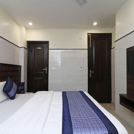 Hotel Usa 新德里 外观 照片