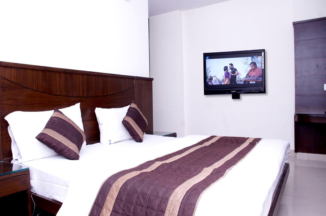 Hotel Usa 新德里 外观 照片